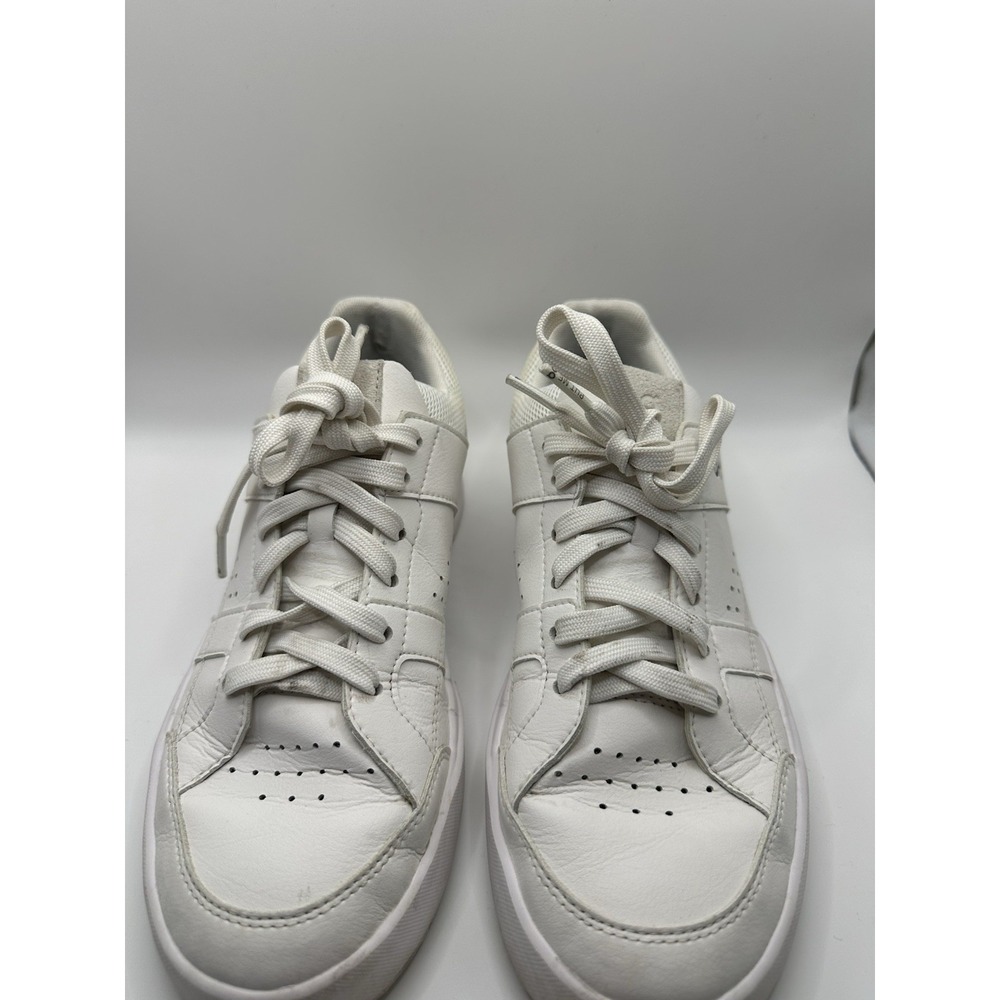 Size 7.5 - On The Roger Clubhouse White/Cream - Picture 5 of 10